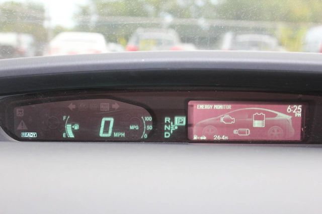 2013 Toyota Prius 5dr Hatchback Two - 22919568 - 20