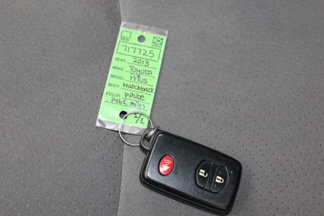 2013 Toyota Prius 5dr Hatchback Two - 22919568 - 22