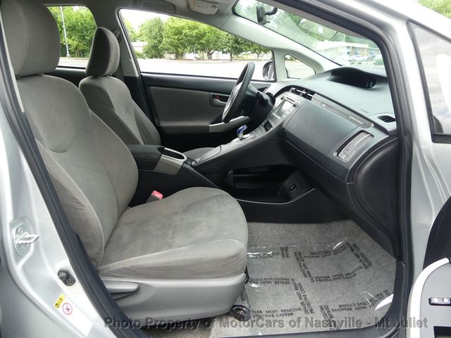 2013 Toyota Prius Plug-In 5dr HB - 22887538 - 21