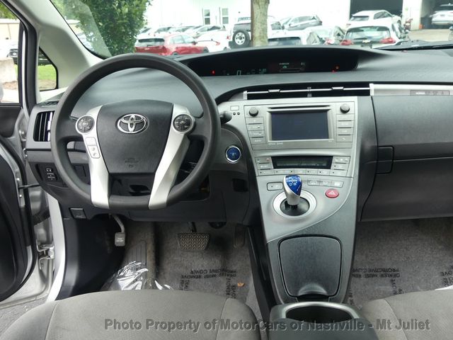 2013 Toyota Prius Plug-In 5dr HB - 22887538 - 28