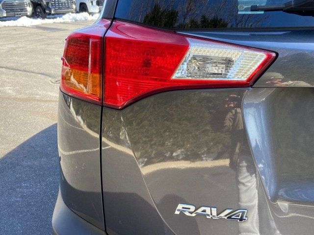 2013 Toyota RAV4 Limited w/ Navigation & Blind Spot Monitor - 22282566 - 30