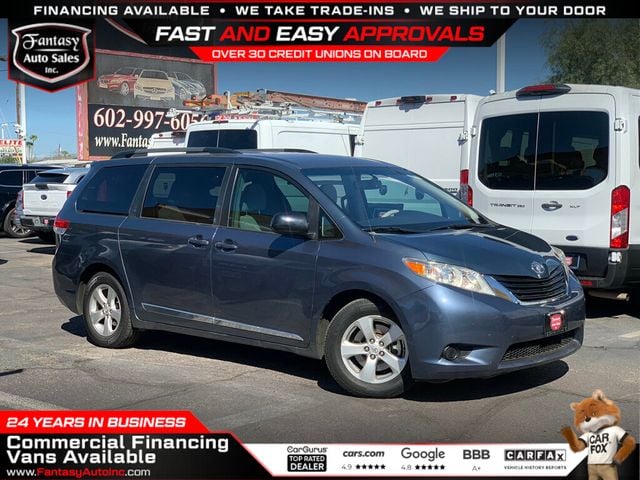 2013 Toyota Sienna LE