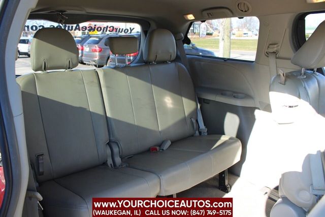 2013 Toyota Sienna XLE 8 Passenger 4dr Mini Van - 22219923 - 21