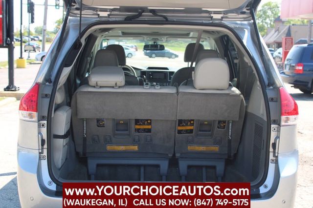 2013 Toyota Sienna XLE 8 Passenger 4dr Mini Van - 22907539 - 13