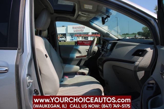 2013 Toyota Sienna XLE 8 Passenger 4dr Mini Van - 22907539 - 14