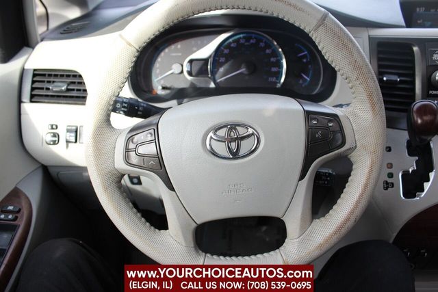 2013 Toyota Sienna XLE Mobility 7 Passenger 4dr Mini Van - 22158788 - 20