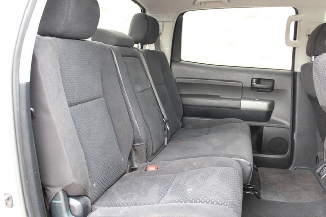 2013 Toyota Tundra CrewMax 5.7L FFV V8 6-Spd AT (Natl) - 22889877 - 14