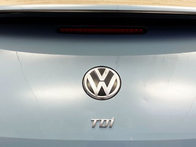 2013 Volkswagen Beetle Convertible 2dr Manual 2.0L TDI - 22911563 - 8