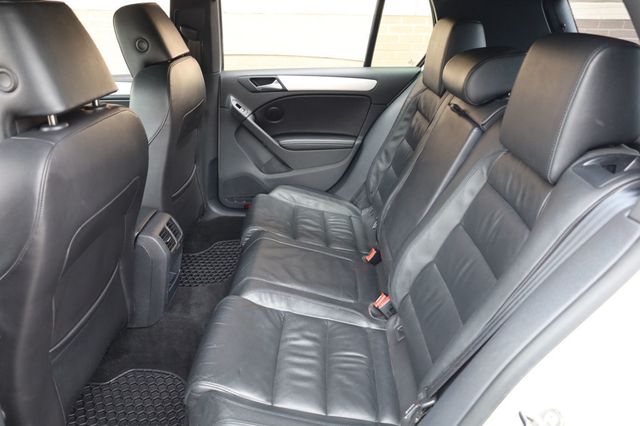 2013 Volkswagen Golf GTI 4dr Hatchback DSG - 22932741 - 11