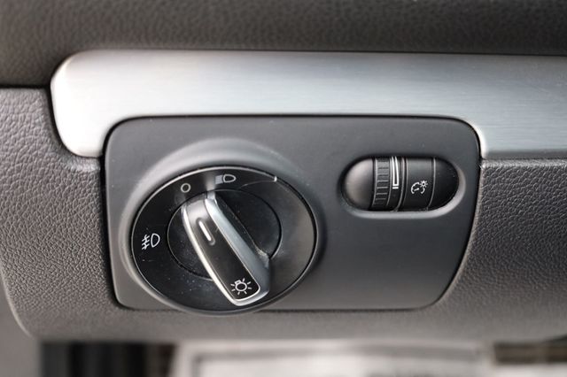 2013 Volkswagen Golf GTI 4dr Hatchback DSG - 22932741 - 33