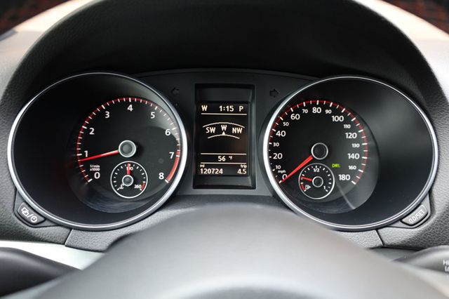 2013 Volkswagen Golf GTI 4dr Hatchback DSG - 22932741 - 35