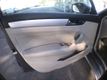 2013 Volkswagen Passat SE - 22914379 - 11