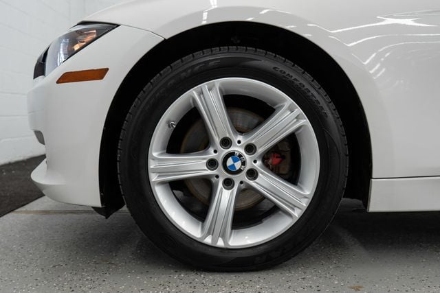 2014 BMW 3 Series 328i xDrive - 22411378 - 39