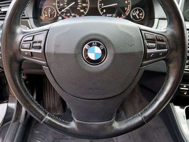 2014 BMW 5 Series 535i xDrive - 22875767 - 12