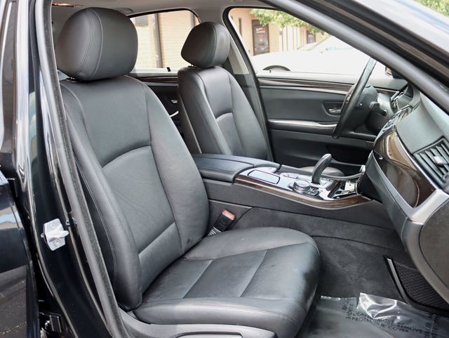 2014 BMW 5 Series 535i xDrive - 22875767 - 23