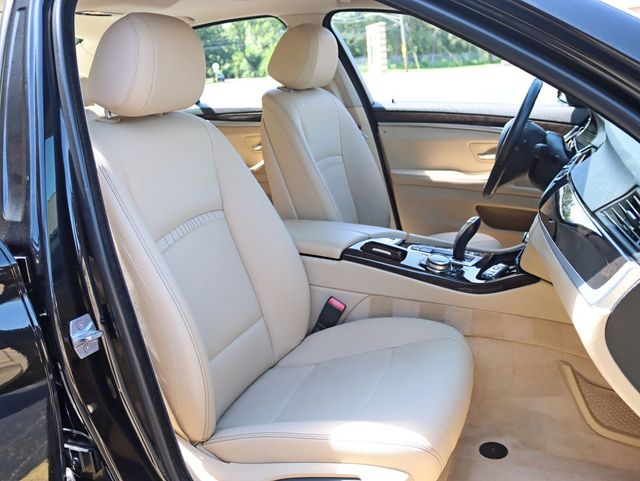 2014 BMW 5 Series 535i xDrive - 22887202 - 23