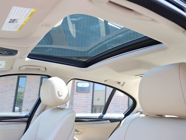 2014 BMW 5 Series 535i xDrive - 22887202 - 26