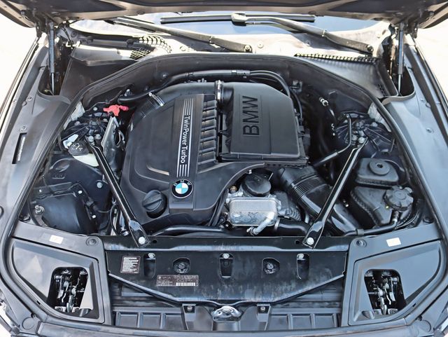 2014 BMW 5 Series 535i xDrive - 22887202 - 34
