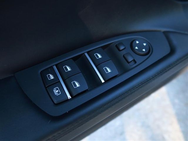 2014 BMW 7 Series 750Li - 17050842 - 18