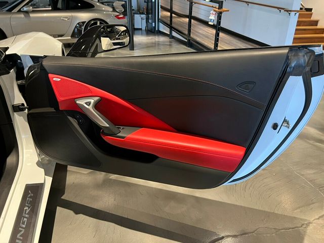 2014 Chevrolet Corvette Stingray 3LT/Z51PerfPkg/PerfExhaust/Htd&CldSeats/MagneticRideControl/NAV - 22930179 - 24
