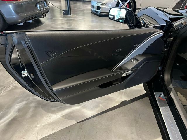 2014 Chevrolet Corvette Stingray Convertible/2LT/Z51PerfPkg/DualModeExhaust/MagneticRideCntrl/NAV - 22935150 - 18