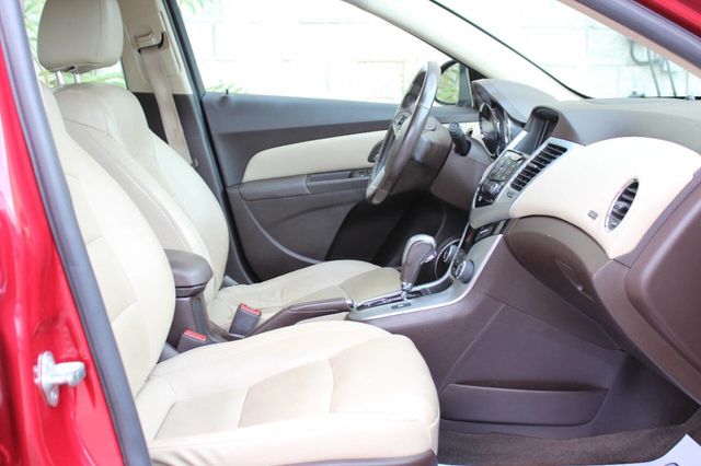 2014 Chevrolet CRUZE 4dr Sedan Automatic 2LT - 22901081 - 15