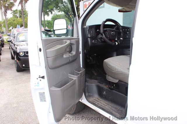 2014 Chevrolet Express Cargo Van RWD 2500 135" - 22888214 - 4