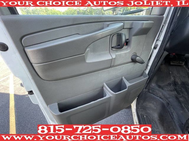2014 Chevrolet Express Commercial Cutaway 4500 Van 177" Diesel - 22936436 - 17