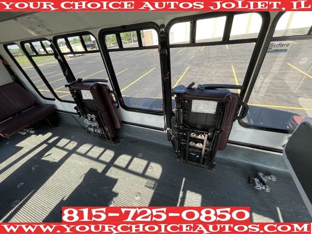 2014 Chevrolet Express Commercial Cutaway 4500 Van 177" Diesel - 22936436 - 26