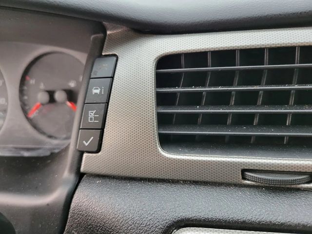 2014 Chevrolet Impala Limited Sedan 4D Police 3.6L V6 - 22932431 - 26