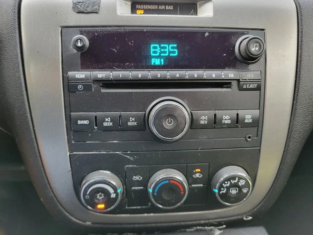 2014 Chevrolet Impala Limited Sedan 4D Police 3.6L V6 - 22932431 - 28