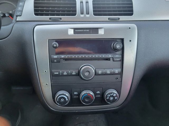 2014 Chevrolet Impala Limited Sedan 4D Police 3.6L V6 - 22935653 - 8