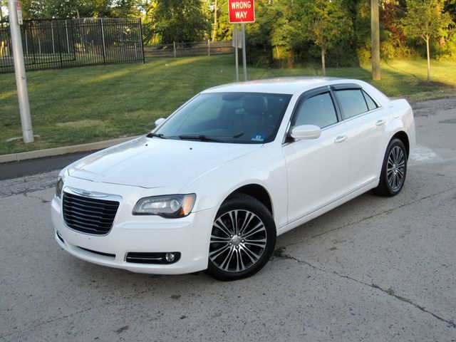 2014 Chrysler 300 4dr Sedan 300S AWD - 22915237 - 3