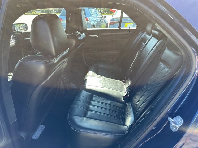 2014 Chrysler 300 4dr Sedan 300S RWD - 22799821 - 11