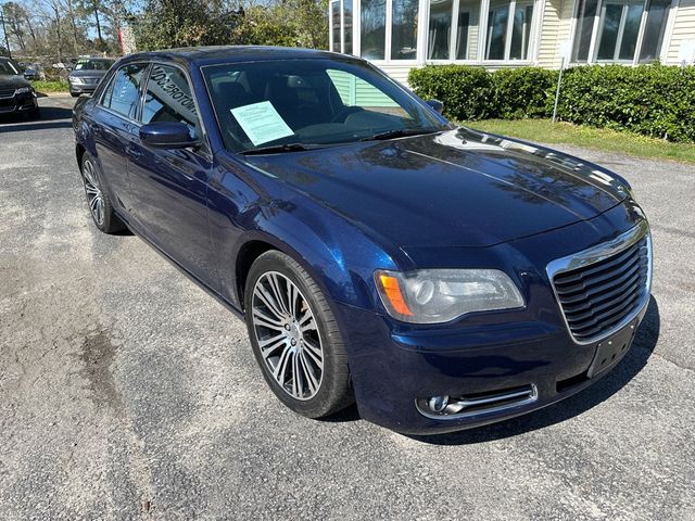 2014 Chrysler 300 4dr Sedan 300S RWD - 22799821 - 6