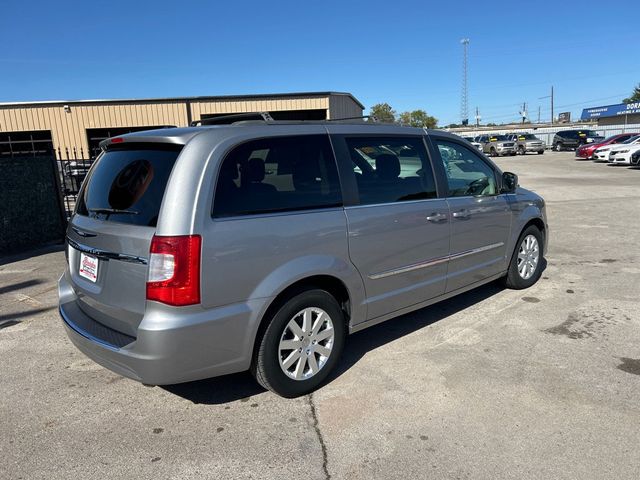 2014 Chrysler Town & Country 4dr Wagon Touring - 22936361 - 3