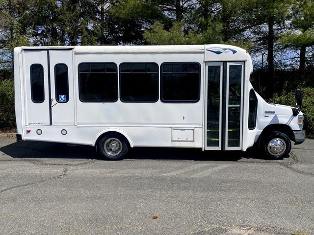 2014 Ford E350 Non-CDL Wheelchair Shuttle Bus For Sale For Adults Church Seniors Medical Transport - 22380901 - 1