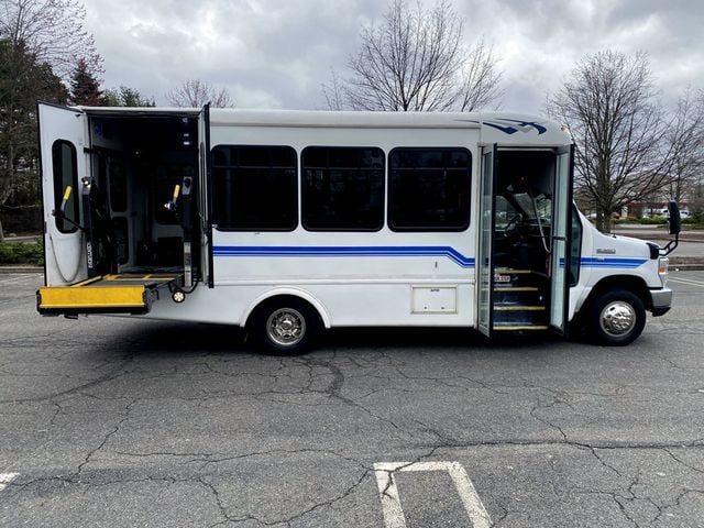 2014 Ford E350 Non-CDL Wheelchair Shuttle Bus For Sale For Adults Seniors Church and Medical Transport - 22380895 - 15