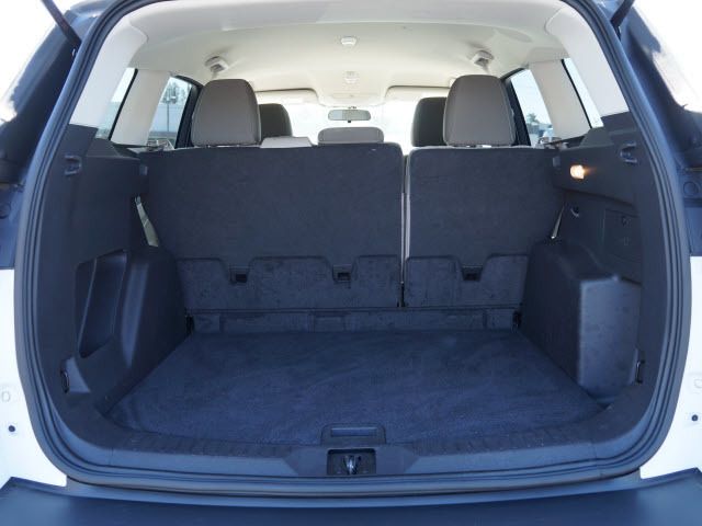 2014 Ford Escape FWD 4dr SE - 11960094 - 17