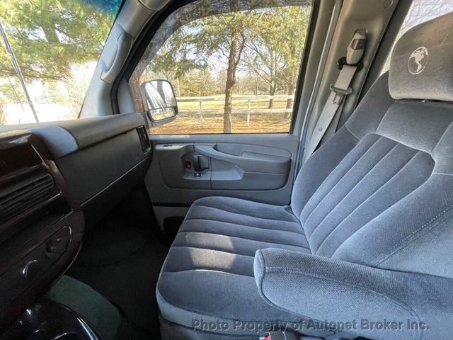 2014 GMC Savana 1500 AWD Explorer Limited - 22933508 - 17