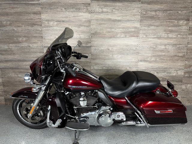 2014 Harley-Davidson FLHTK Electra Glide Ultra Limited LOW MILES! - 22929582 - 10