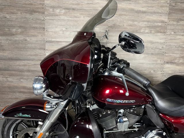 2014 Harley-Davidson FLHTK Electra Glide Ultra Limited LOW MILES! - 22929582 - 11