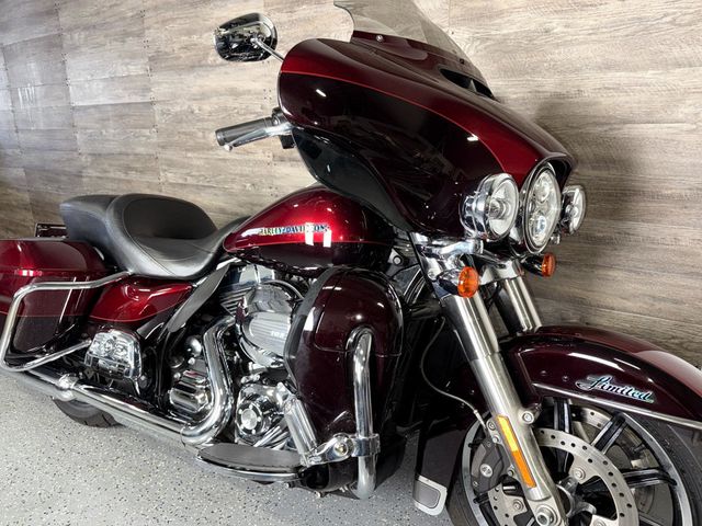 2014 Harley-Davidson FLHTK Electra Glide Ultra Limited LOW MILES! - 22929582 - 2