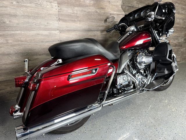 2014 Harley-Davidson FLHTK Electra Glide Ultra Limited LOW MILES! - 22929582 - 3