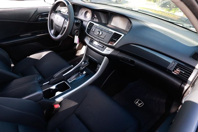 2014 Honda Accord Sedan 4dr I4 CVT Sport - 22936844 - 17