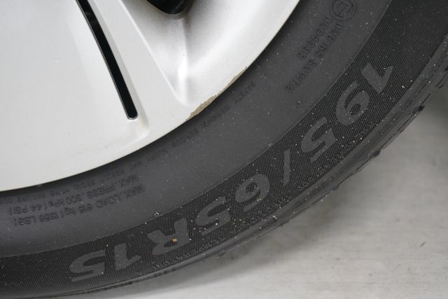 2014 Honda Civic Sedan 4dr CVT LX - 22902374 - 25