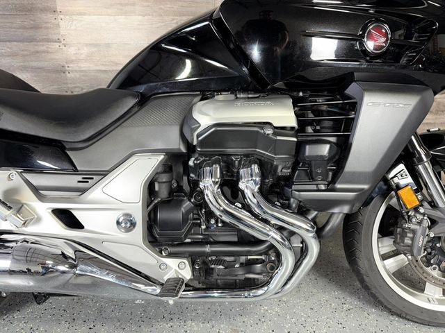 2014 Honda CTX1300 LOW MILES! - 22924566 - 5