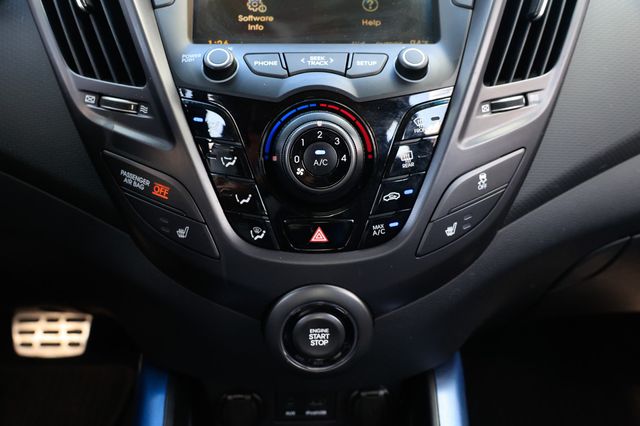 2014 Hyundai Veloster Turbo - 22910858 - 32