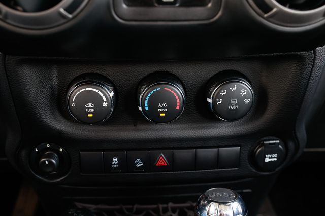 2014 Jeep Wrangler Unlimited 4WD 4dr Sport - 22923084 - 30