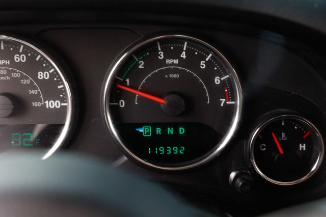2014 Jeep Wrangler Unlimited 4WD 4dr Sport - 22923084 - 44